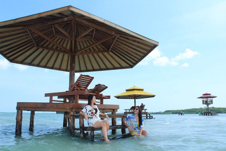 https://belitungexotrip.com/paket-wisata-pulau-leebong-belitung-termurah-tahun-ini
